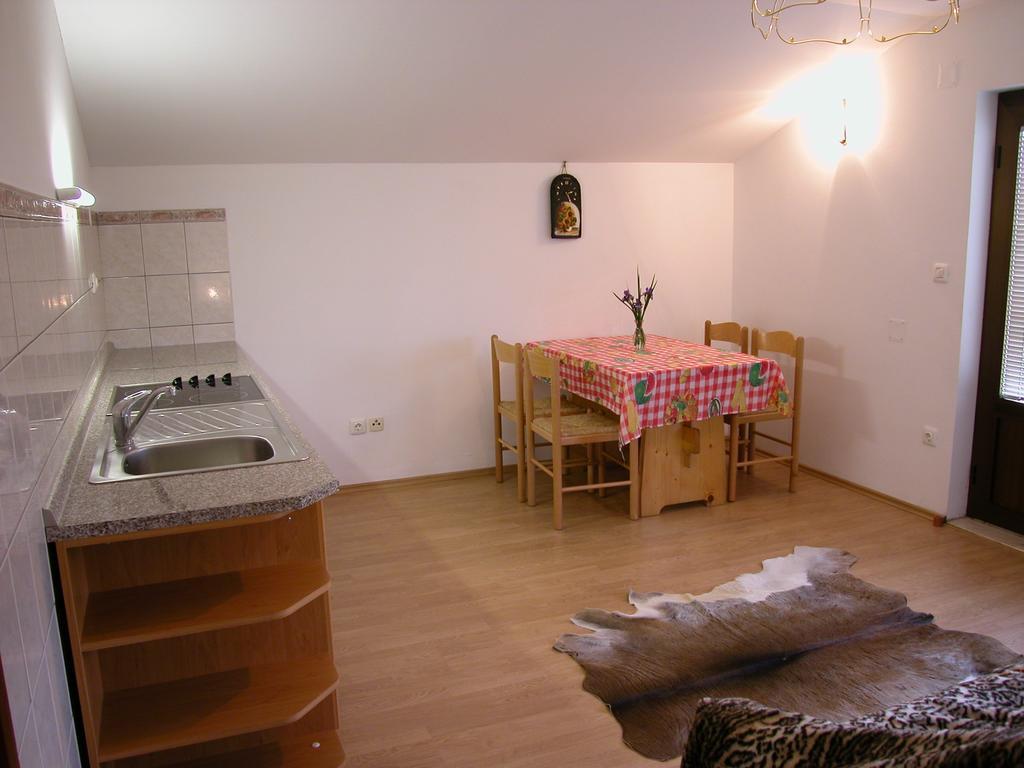 Turisticna Kmetija Siroko Villa Tolmin Kamer foto